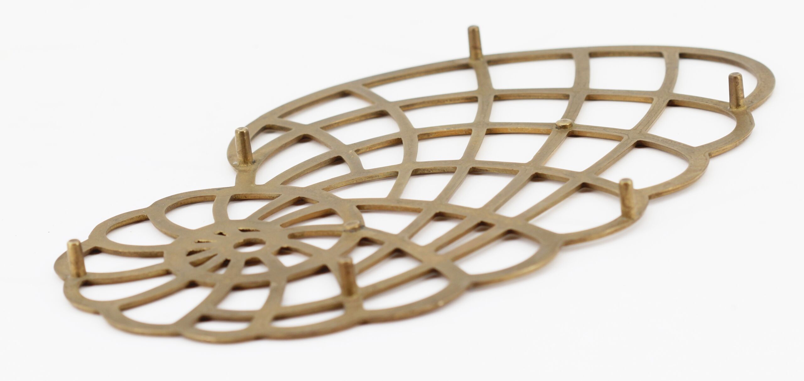 Brass snail flat bottom