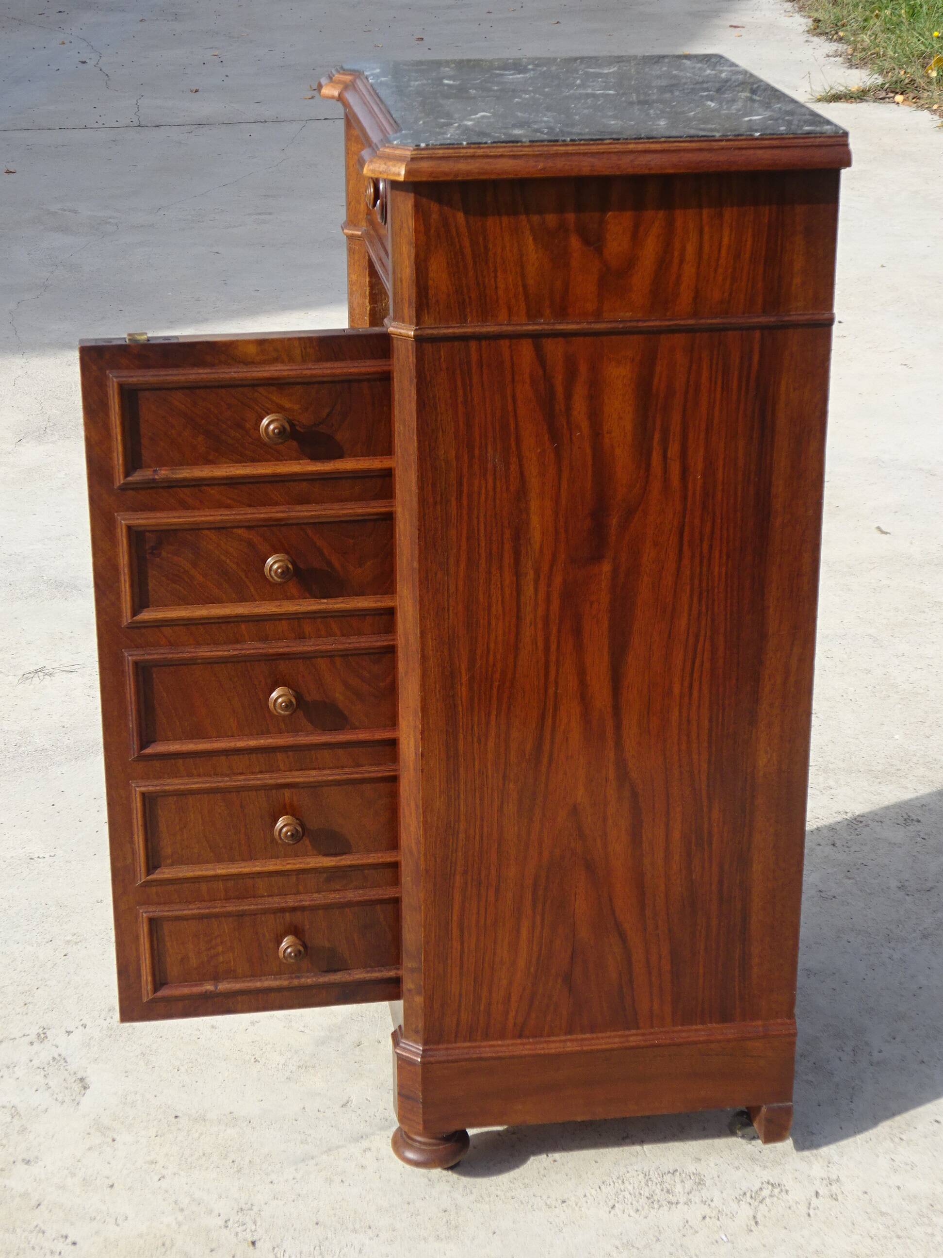 Nightstand with false drawers in walnut and marble, Louis Philippe