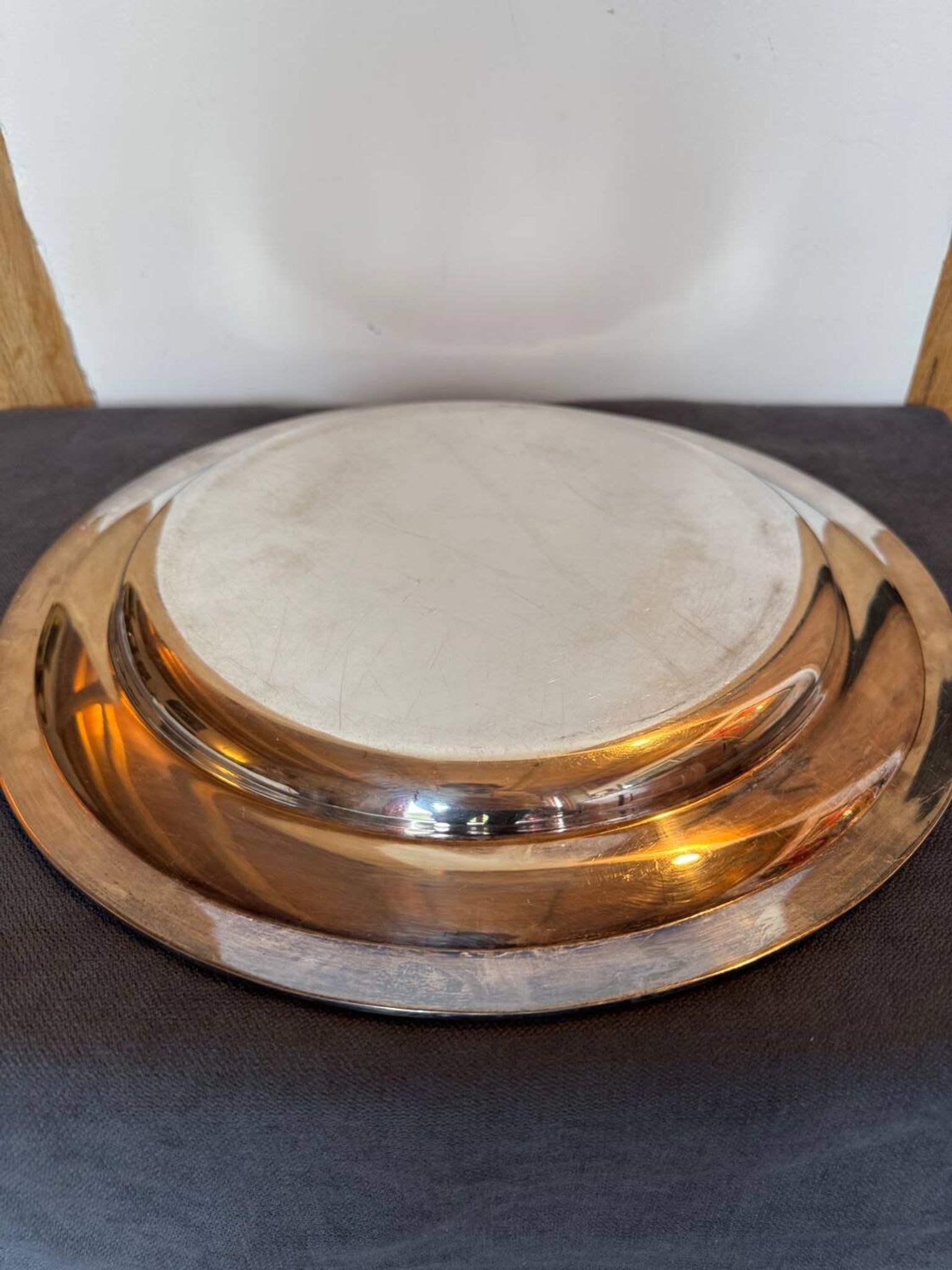 Large serving platter, silver-plated, Fracalanza, Brazil, 20th century.
