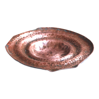 Empty hammered copper pocket by Stefan Szubski