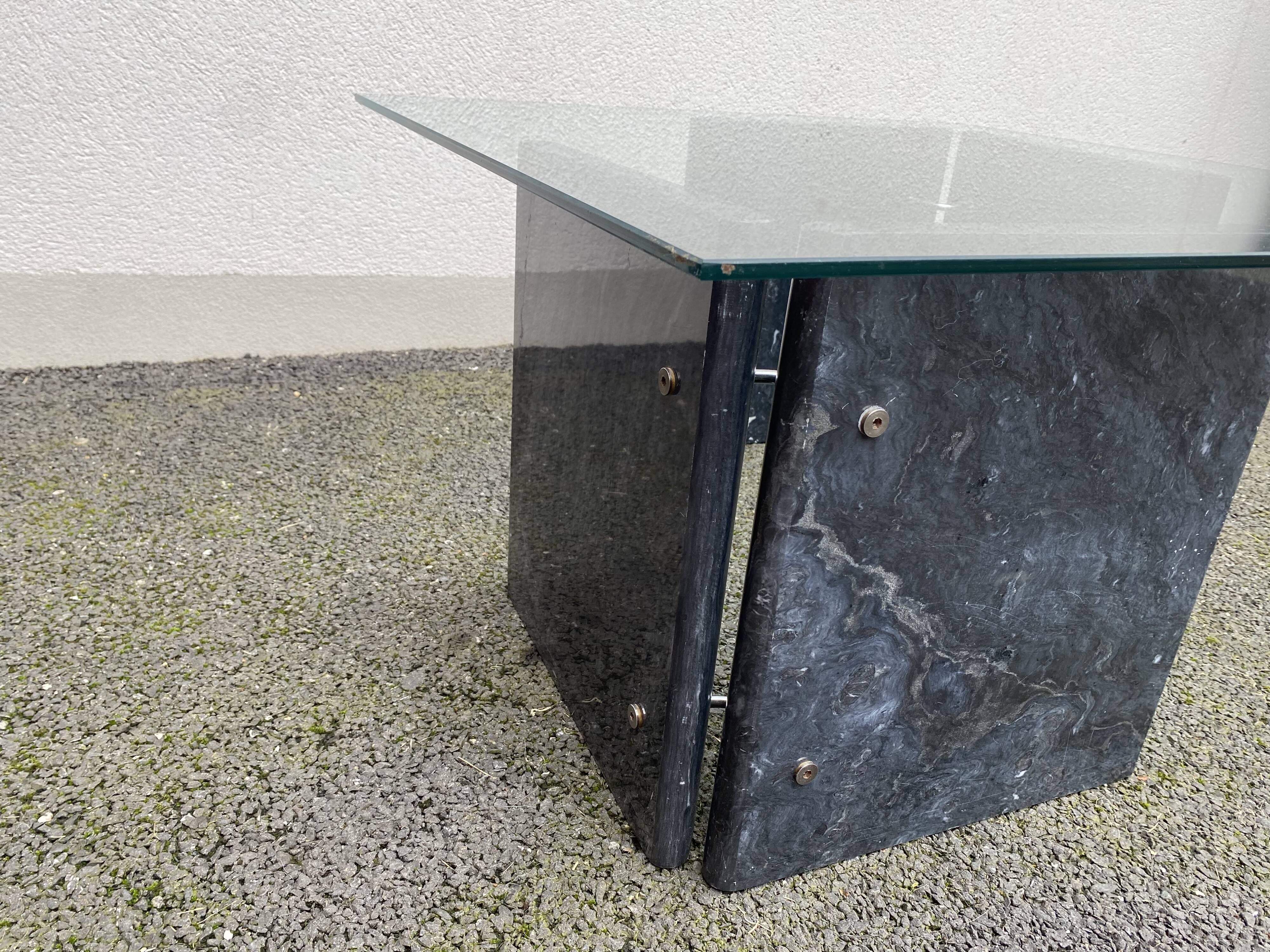 Table basse en marbre vintage années 70 design italien