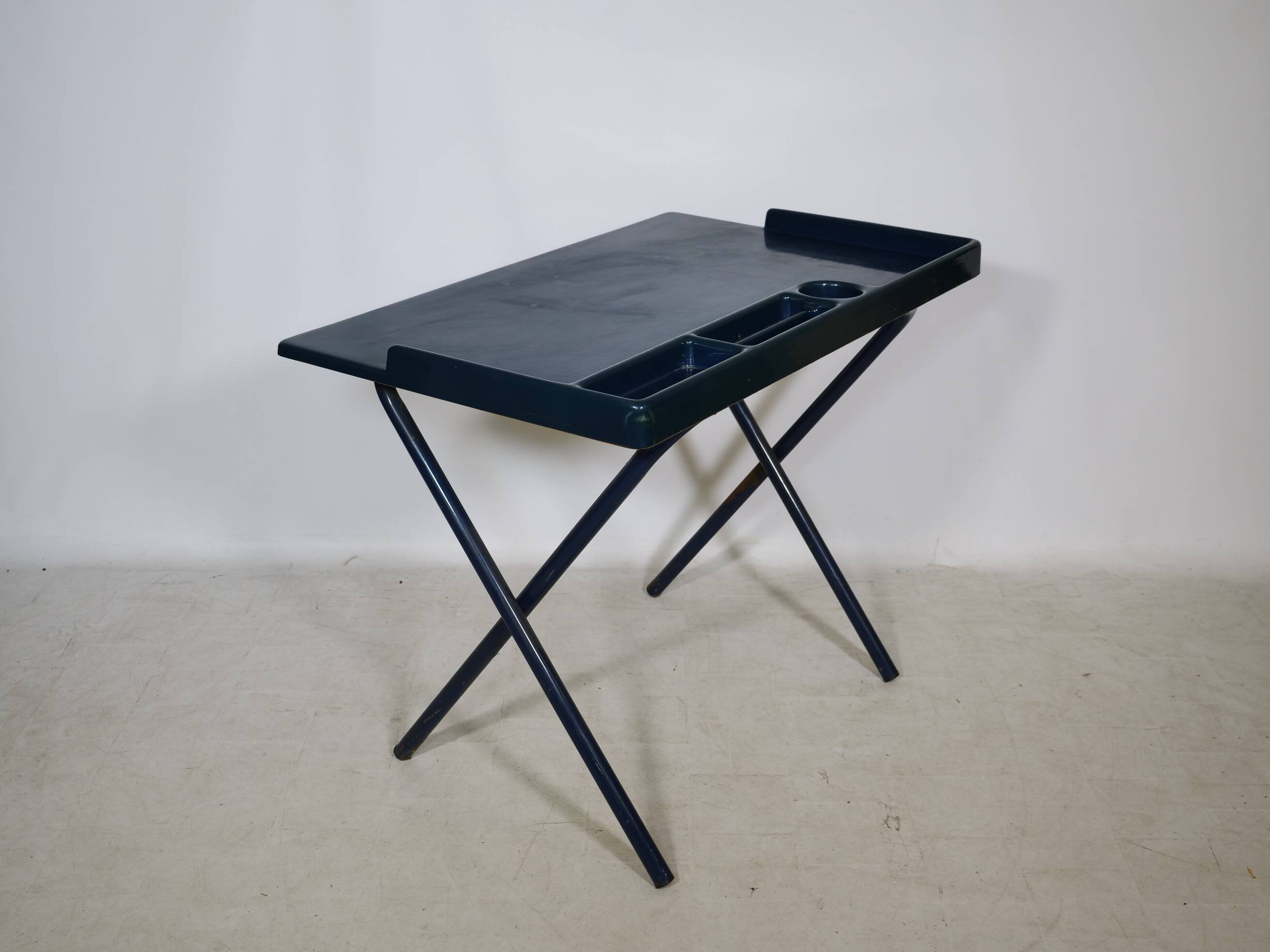 Space Age Industrial Desk in Metal, France, 1980s