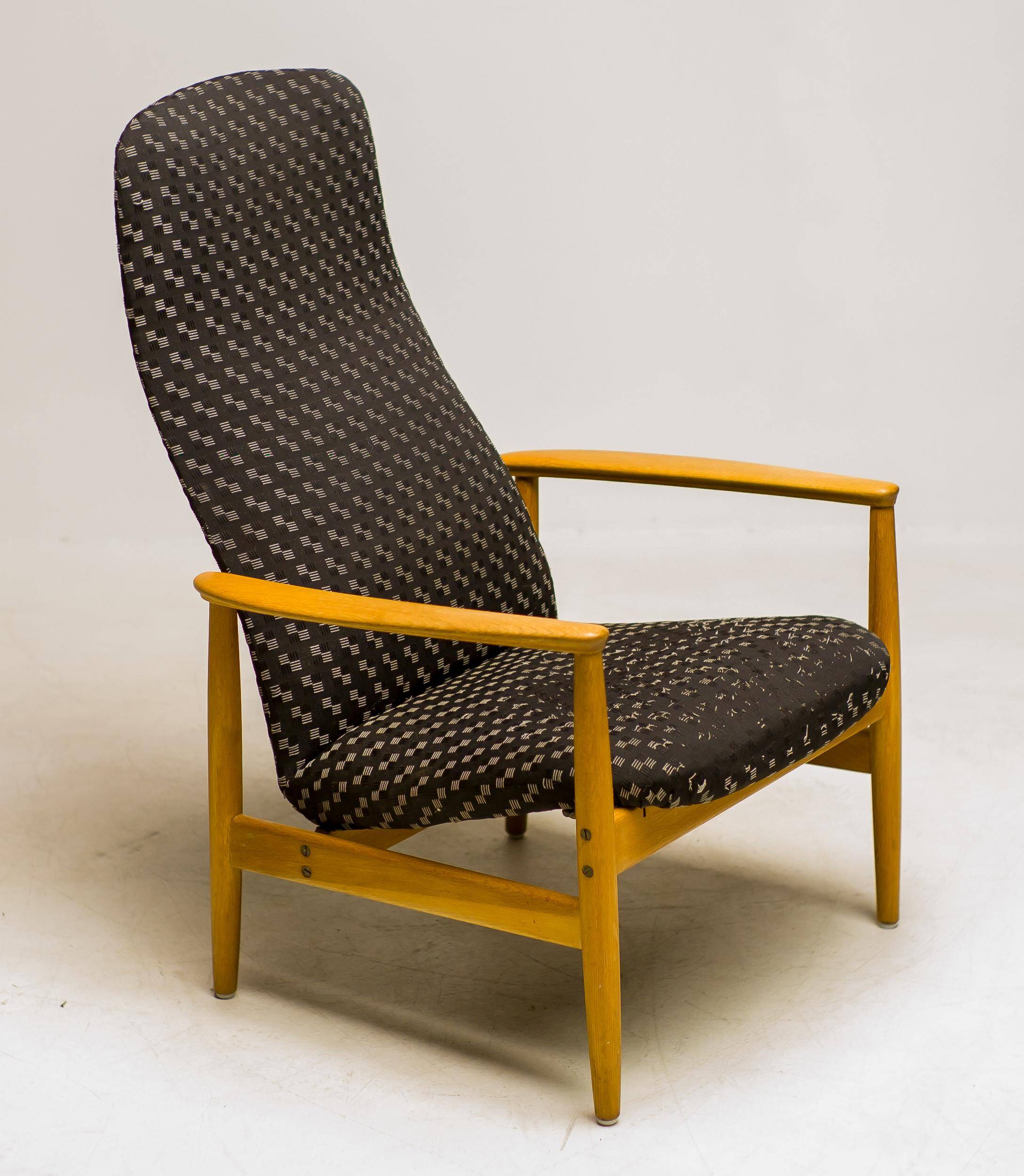 Chaise longue The Scandinavian Mid Century Modern by Alf Svensson