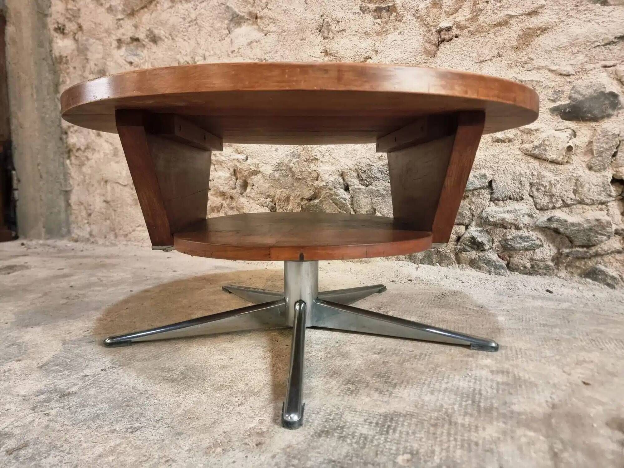 Vintage French Cherry Wood Coffee Table with Rotating Top - 1960s Round Shape on Iron Base Ø80cm