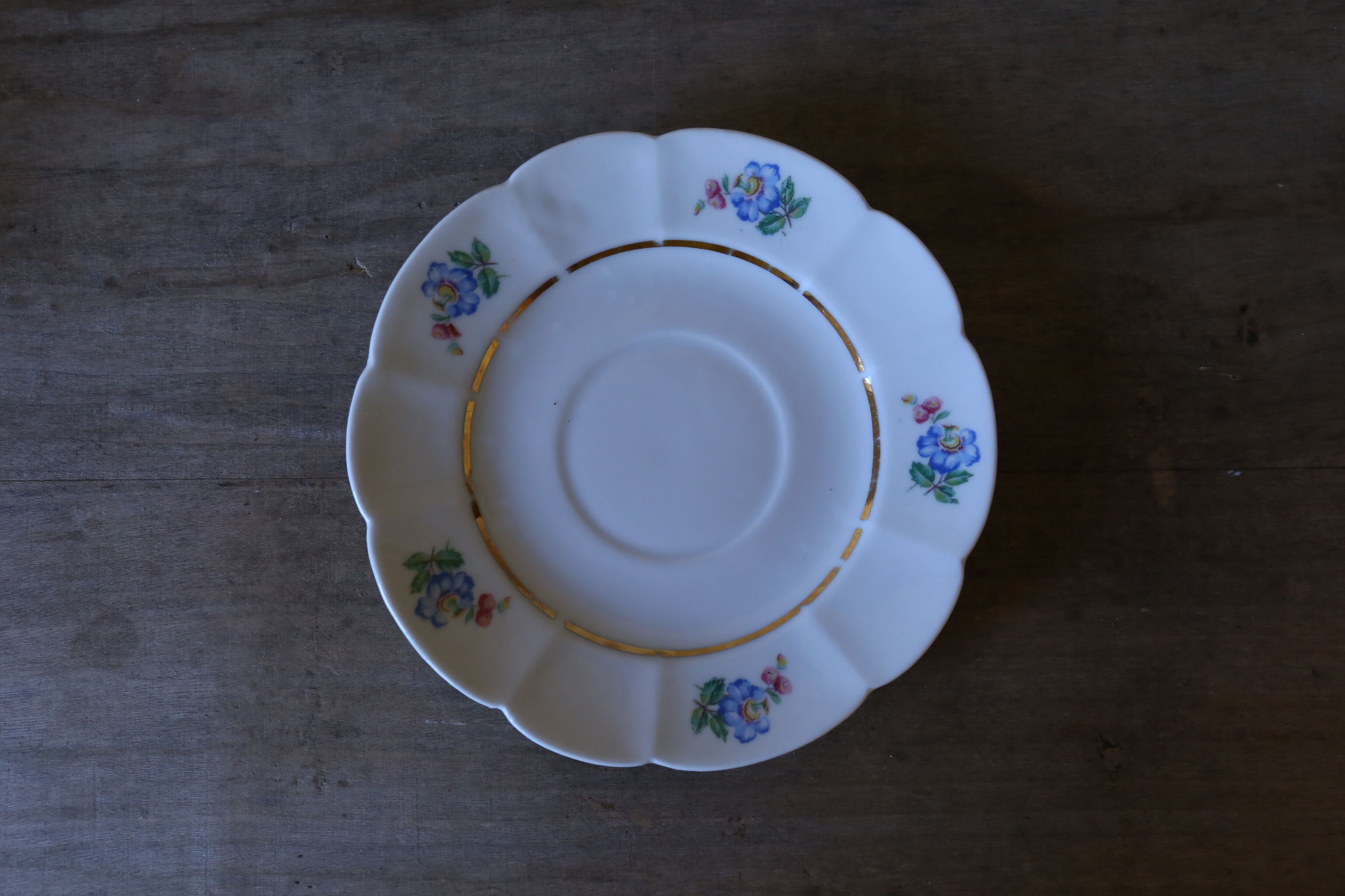 8 cups and their porcelain saucers