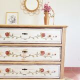 Pretty solid pine chest of drawers