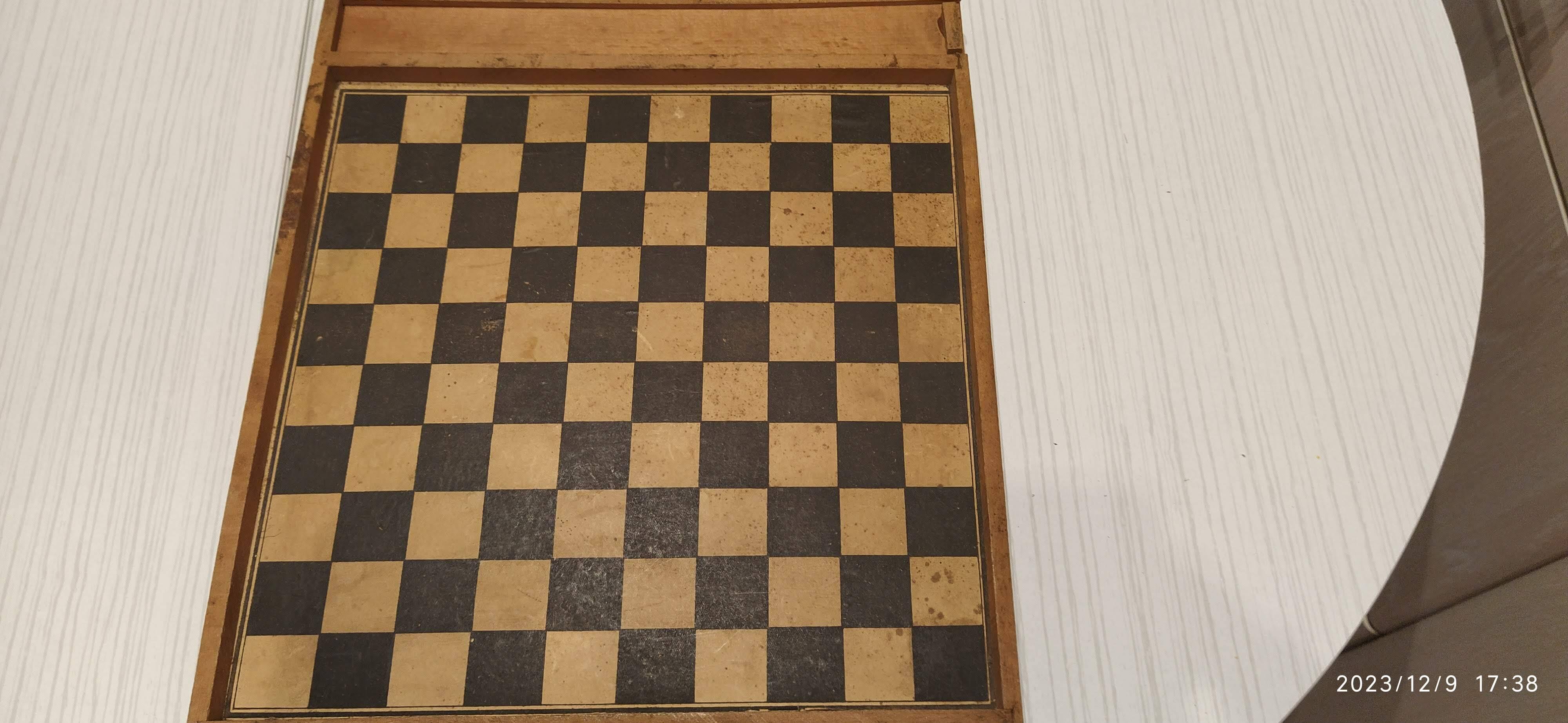 Very old game of goose and checkers