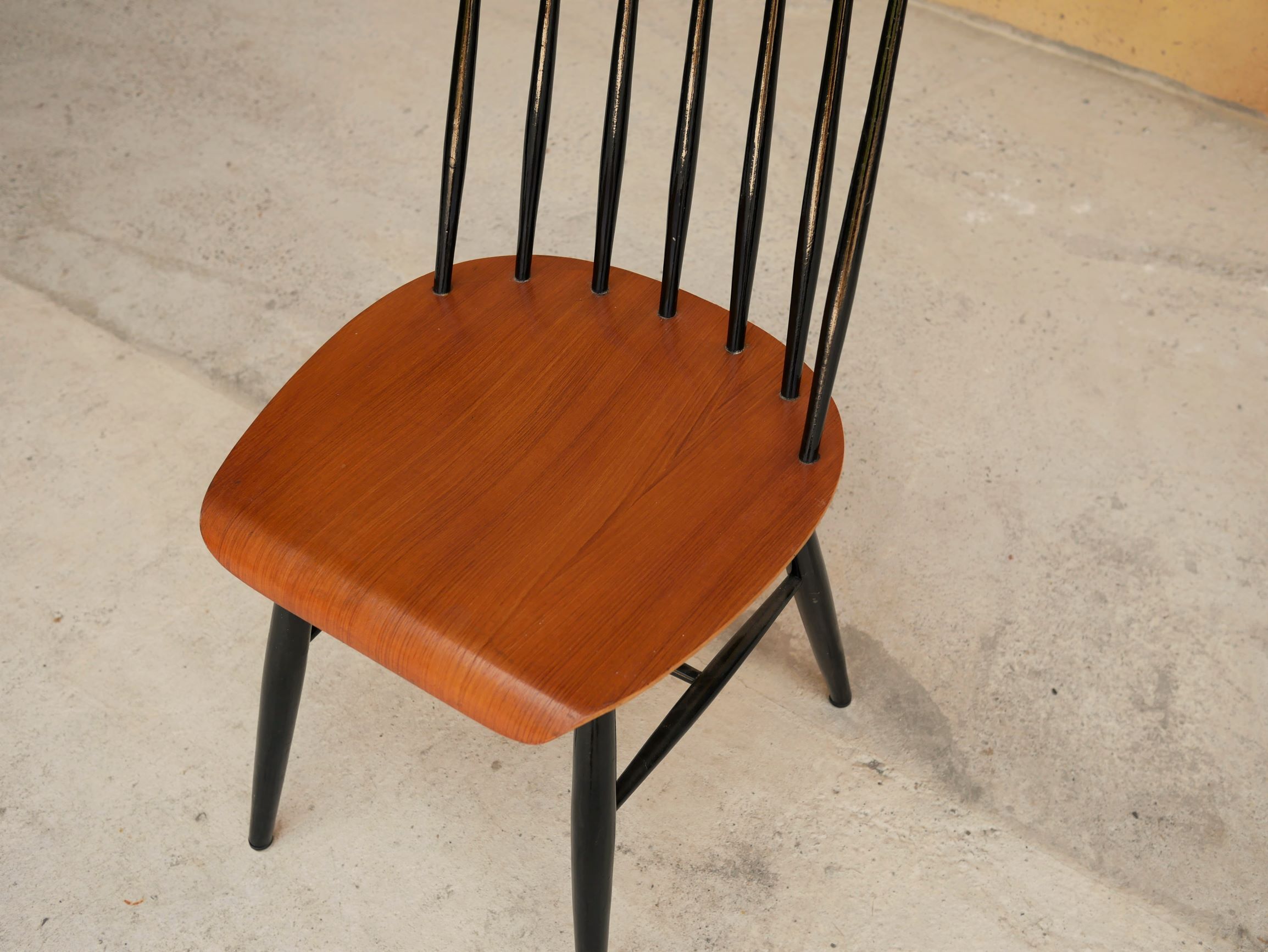 Scandinavian chair by Ilmari Tapiovaara model "Fanett"