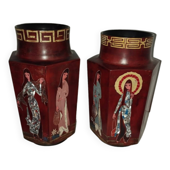 Pair of Vietnam lacquer vases from the 1950s