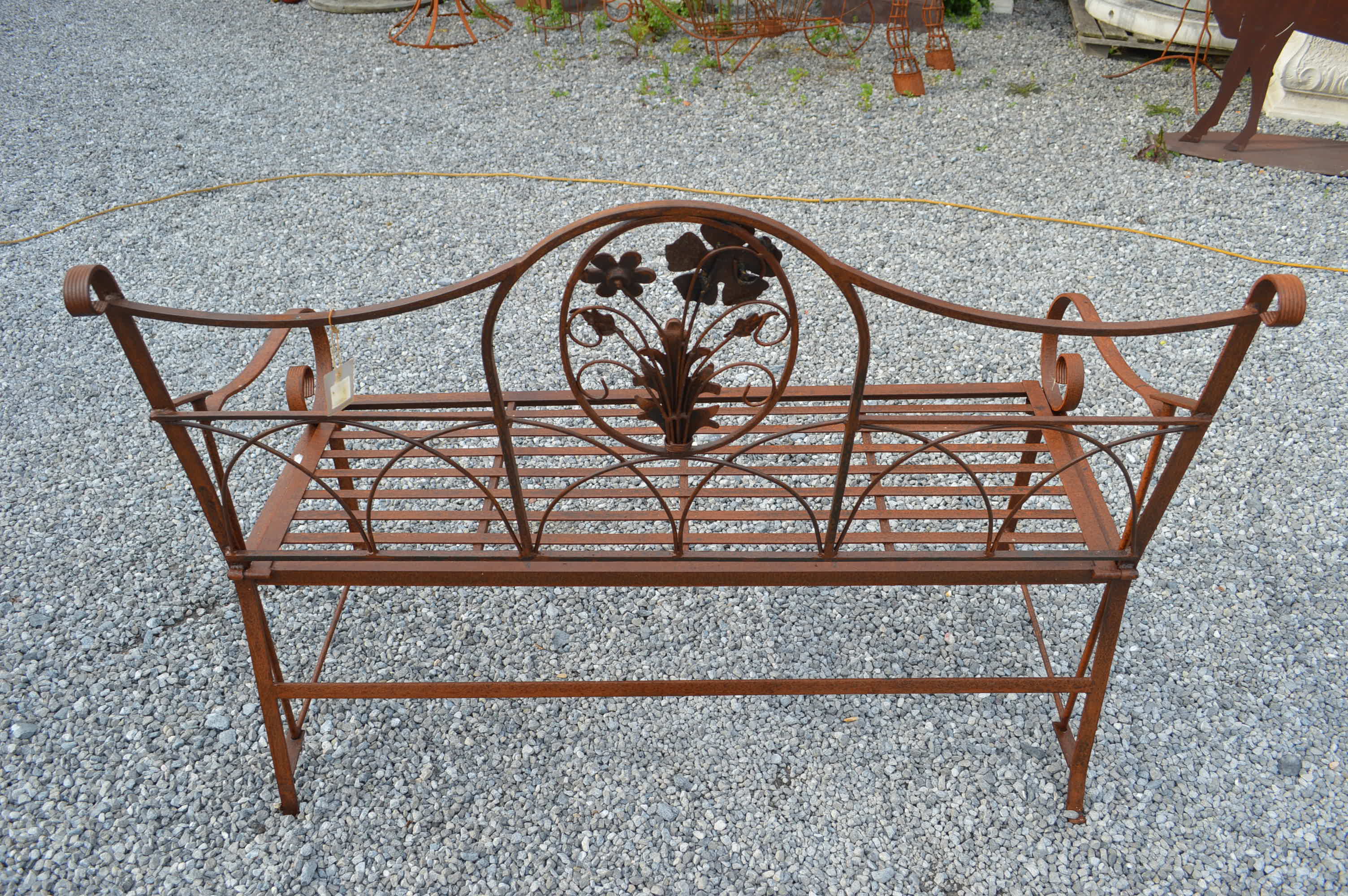Iron with décor of flowers Garden Bench