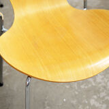 Arne Jacobsen chairs for Fritz Hansen