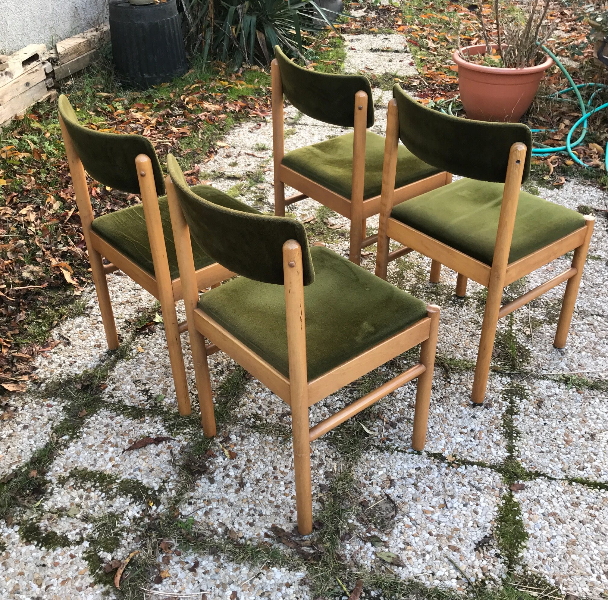 Set of 4 vintage Baumann chairs
