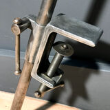Articulate metal lamp