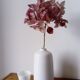 Vase design en céramique blanche