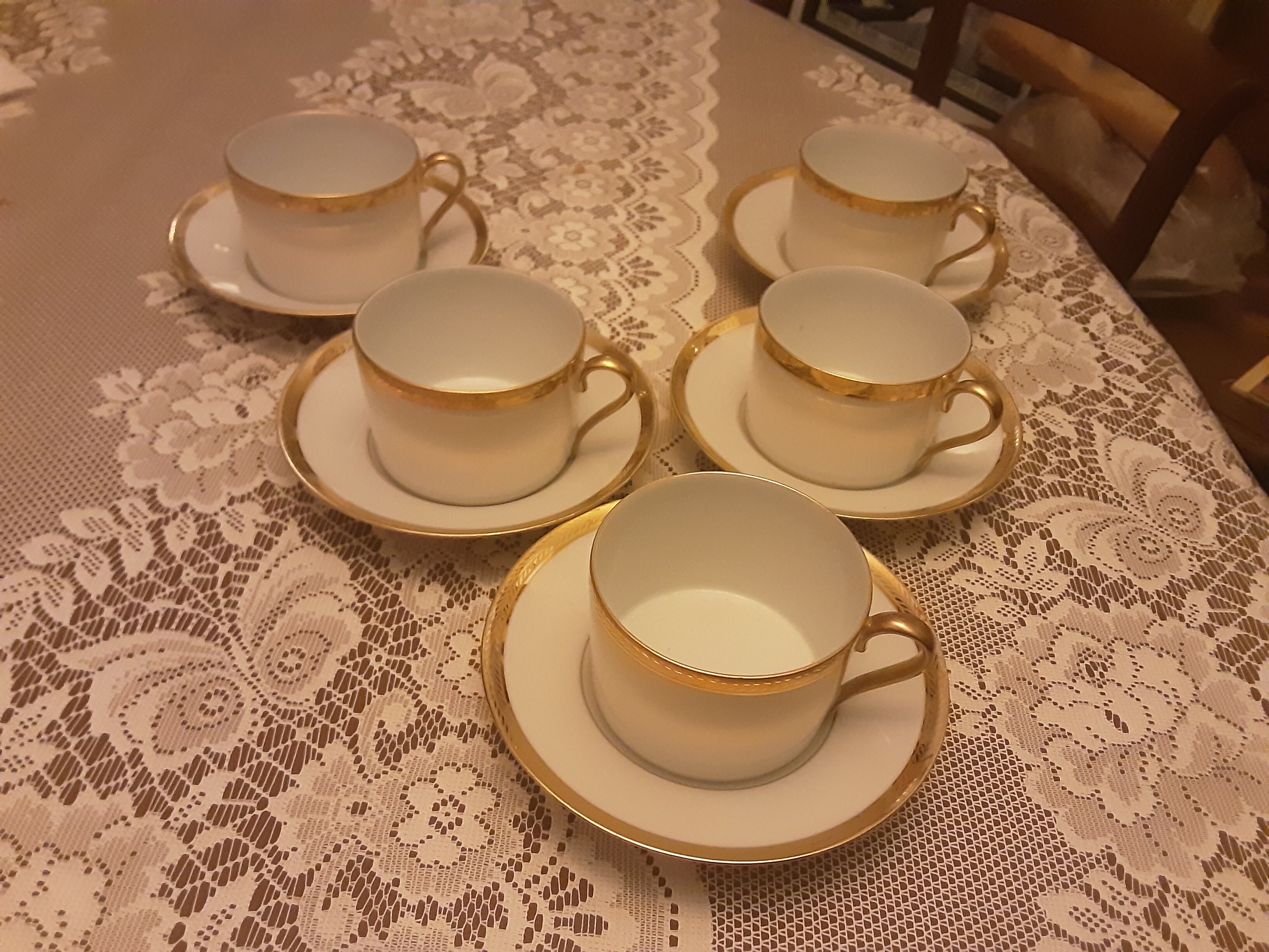 5 tasses et sous tasses  porcelaine limoges  gda