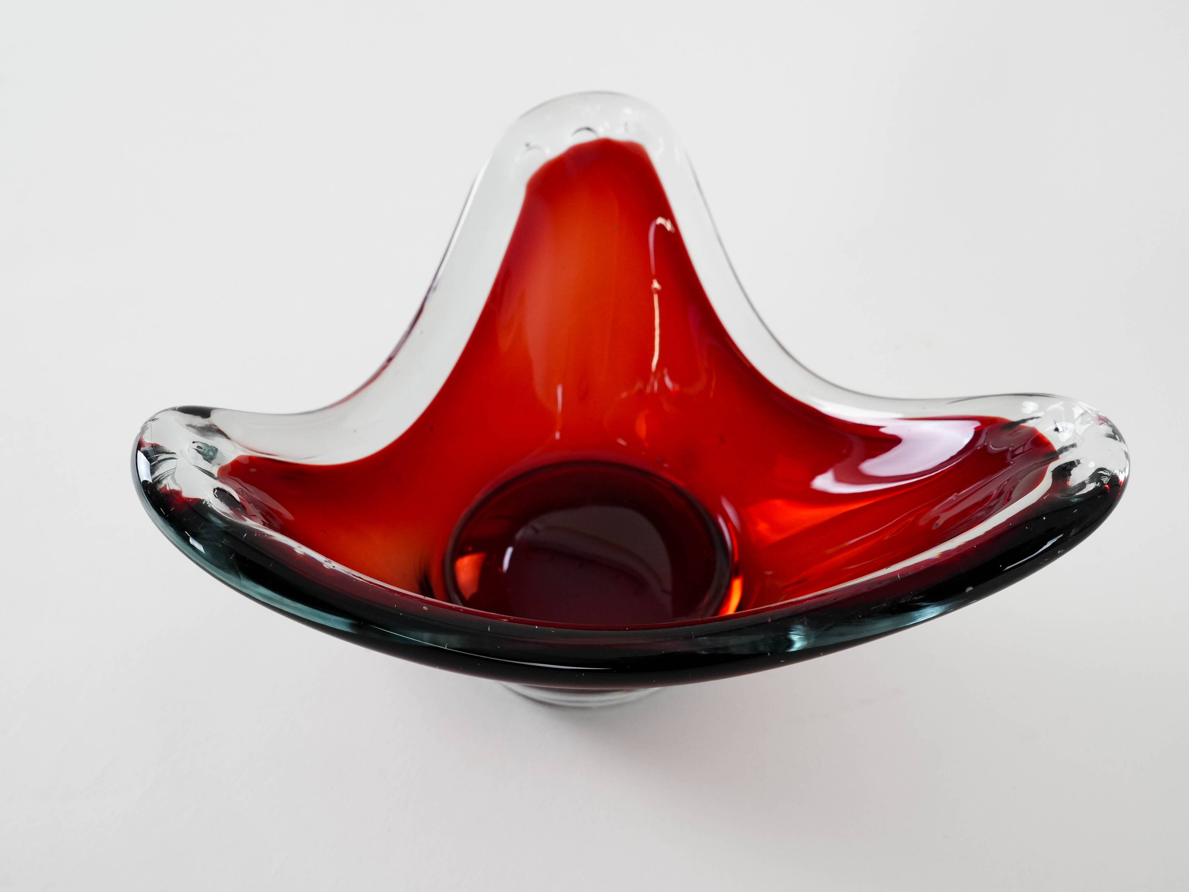 Ruby platter, Murano glass, Italian design, 1960s, made in Italy