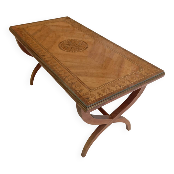 Table Basse de Style Néo-Classique / Directoire en Marqueterie