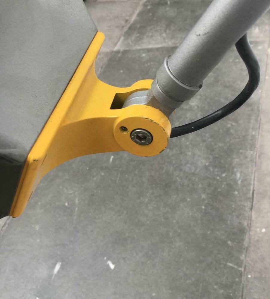 Vintage Italian wall lamp Lingotto by Renzo Piano for Iguzzini