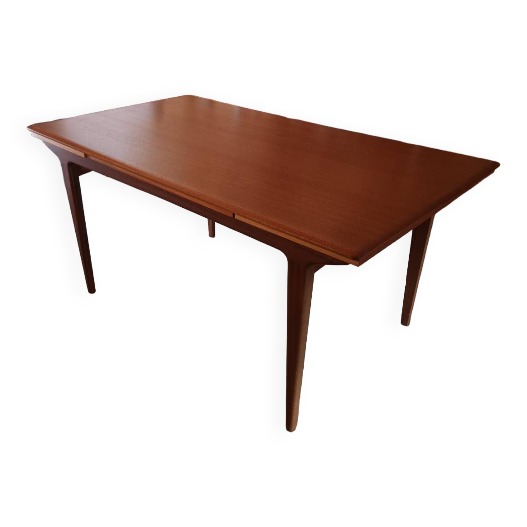 Scandinavian table