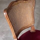 Série de 4 chaises style Louis XV en merisier – cannage et velours bordeaux