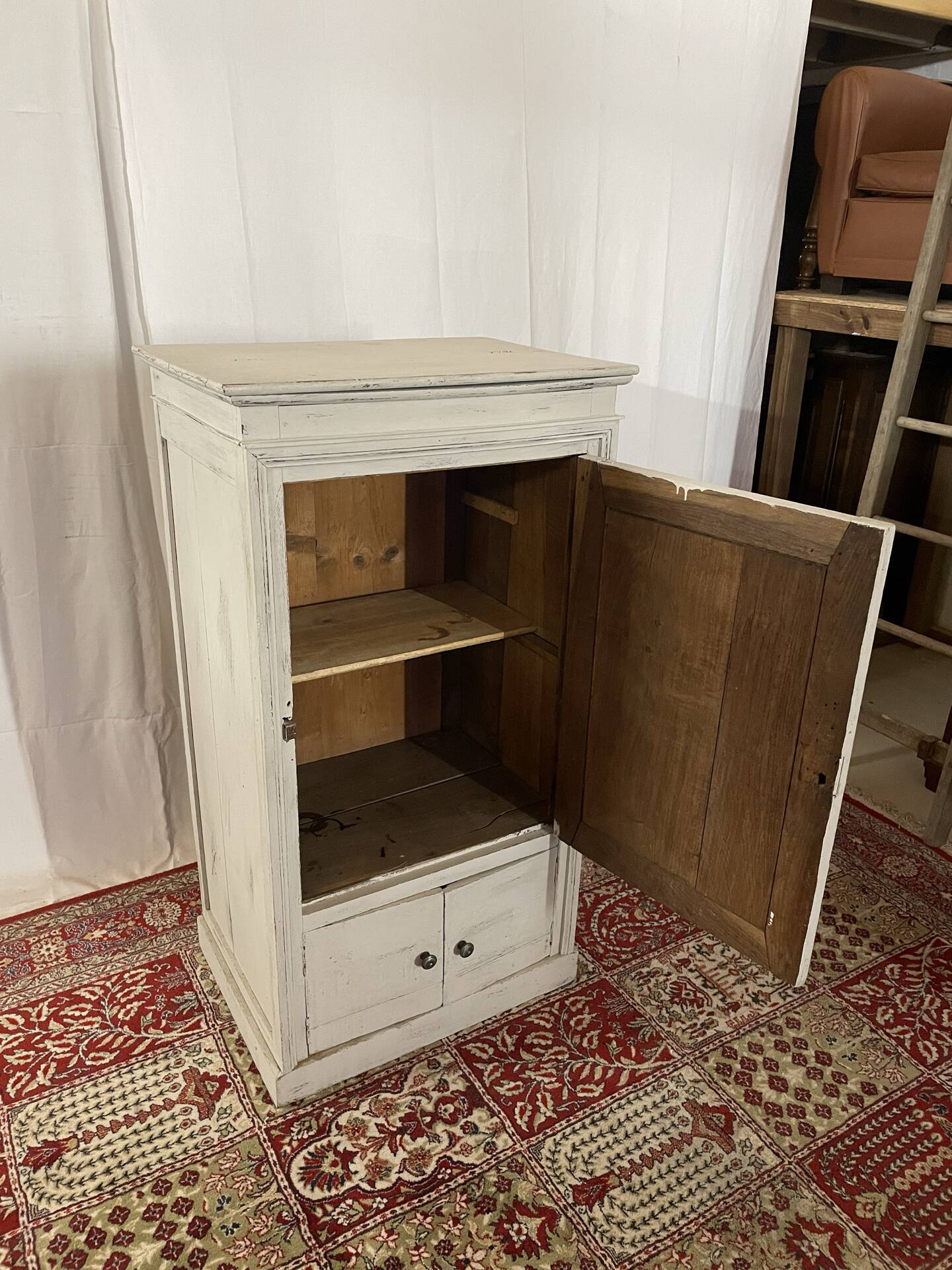 Meuble de métier ancien patiné