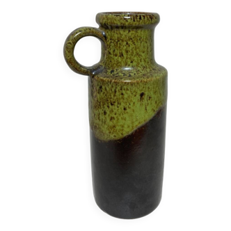 Ceramic vase