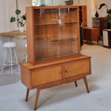 Vitrine du milieu du siècle