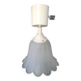 Luminaire suspension tulipe en verre blanc opaline ideal pour un couloir une entrée ou les toilettes