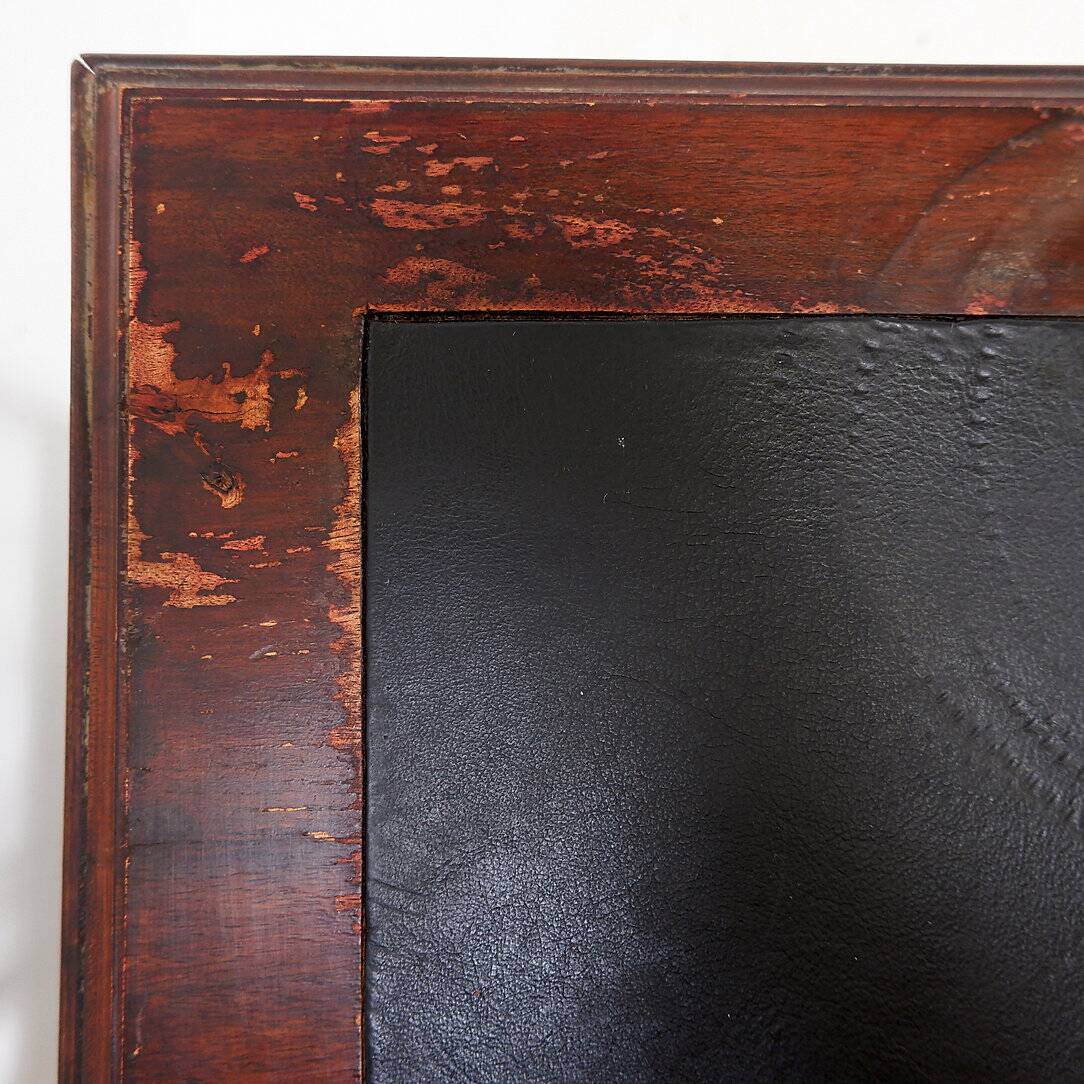 Table d'appoint en bois dur et bibliothèque tournante Vintage Sheraton Revival