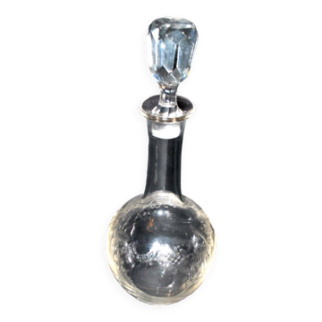 Carafe ancienne en cristal gravé à l'acide - décor rocaille et feuillage 1900 - 23cm