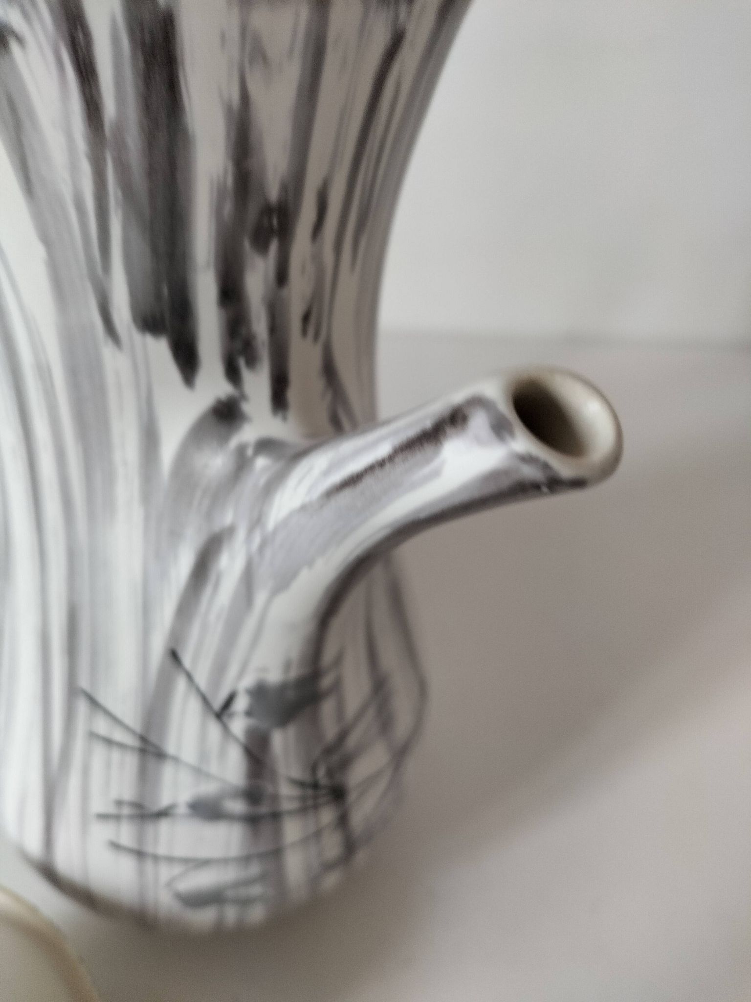 Cafetière Niderviller décor Chatons – faïence expressive années 50