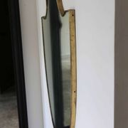 Miroir écusson Mid-Century en laiton, Italie 1950-60