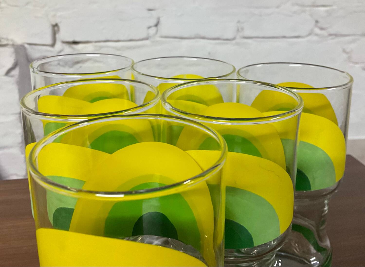 Series of 6 vintage Italy glasses