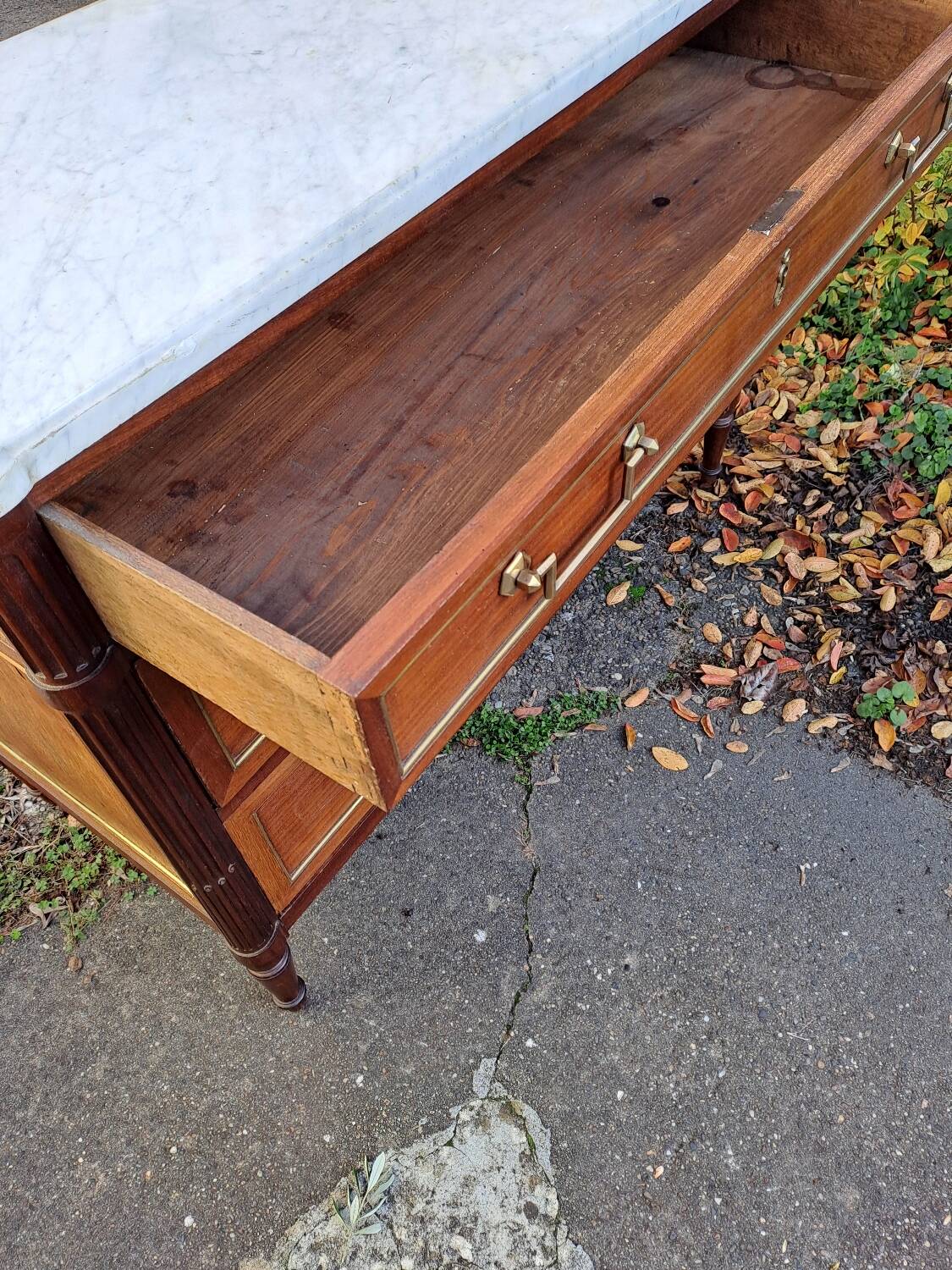 Louis XVI chest of drawers, mahogany, late 18th century, early 19th century