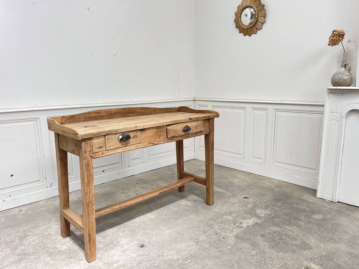 1930s jeweler's workbench usable as an office