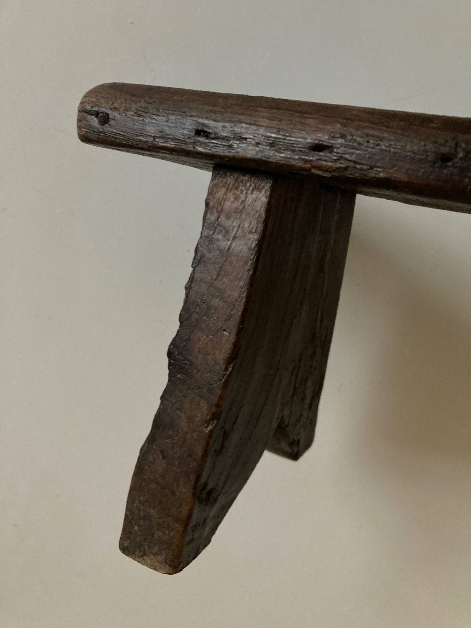 Banc de campagne étagère art populaire début 20e