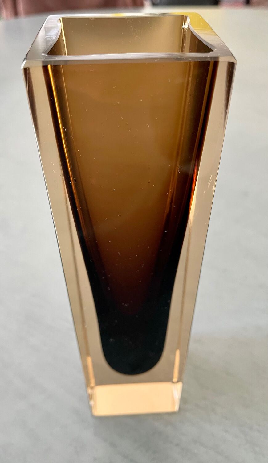 Murano sommerso vase