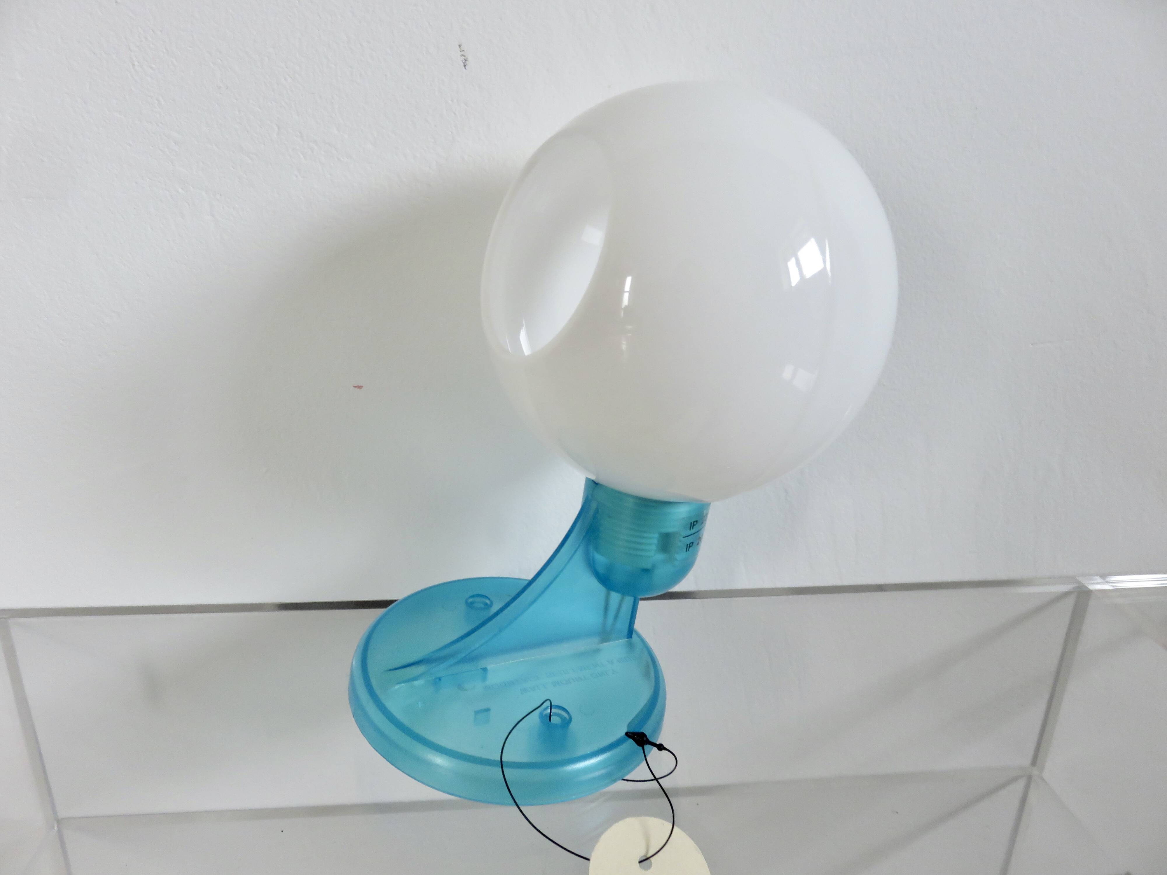 Artemide “libera” wall lamp designed by Michele de Lucchi, 2013