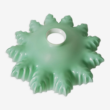Suspension opaline