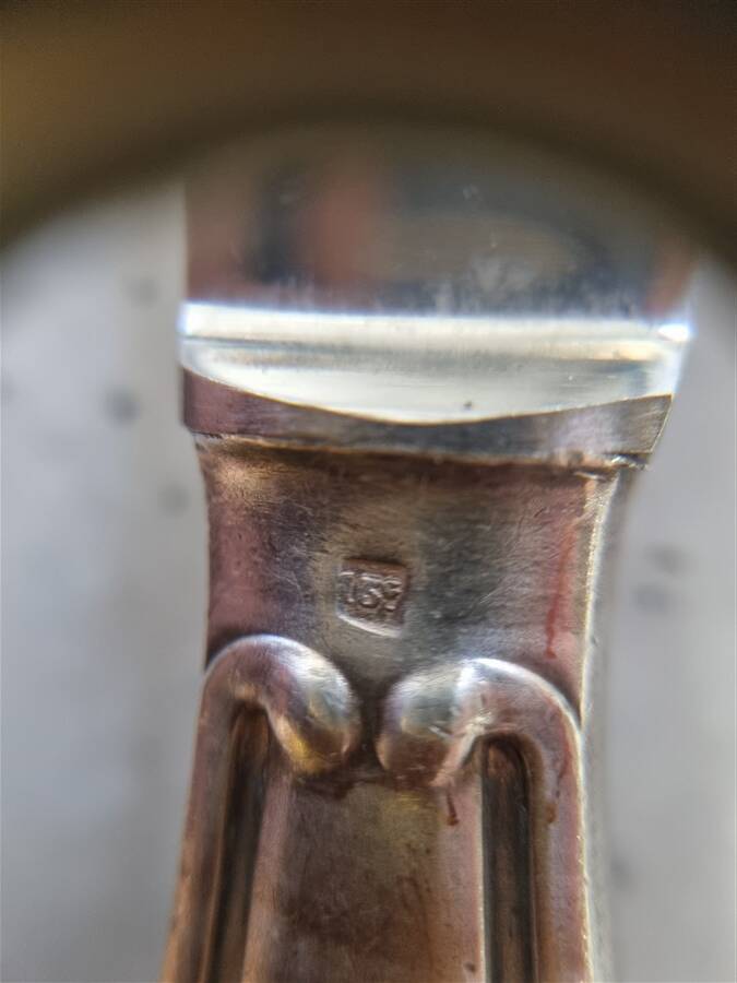 Set of 12 table knives