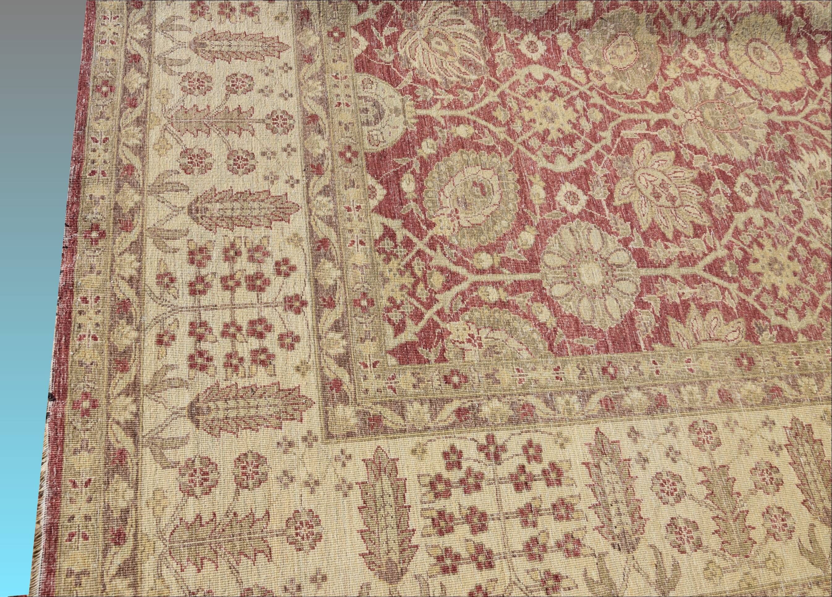 Large Ziegler Oriental Rug: 3.90 X 2.80 Meters - Handmade in wool