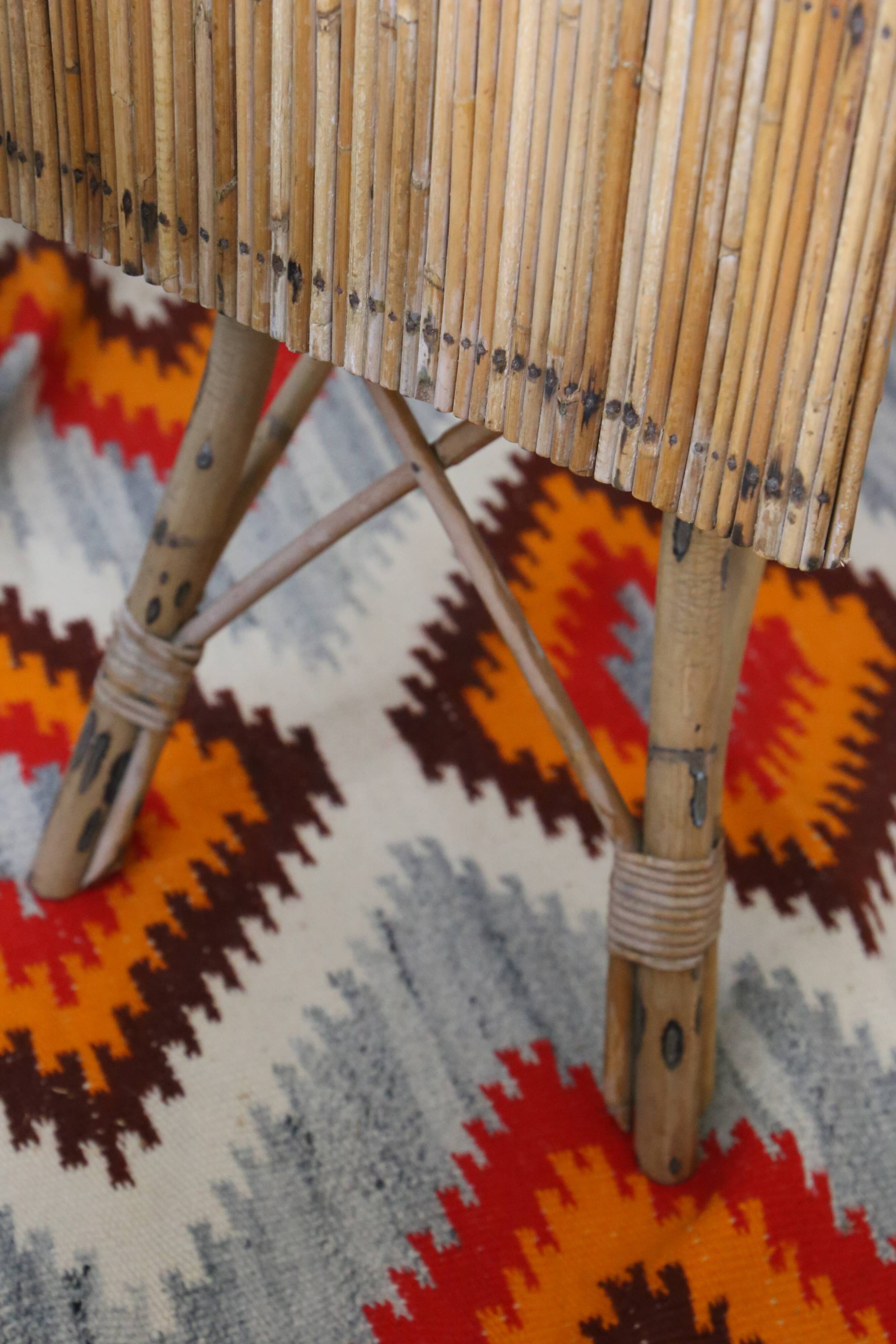 Tiki bar, rattan bar and two stools