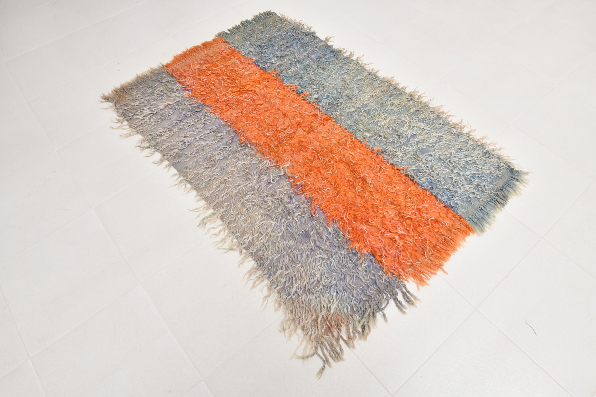 Handmade wool kilim rug 104x155cm