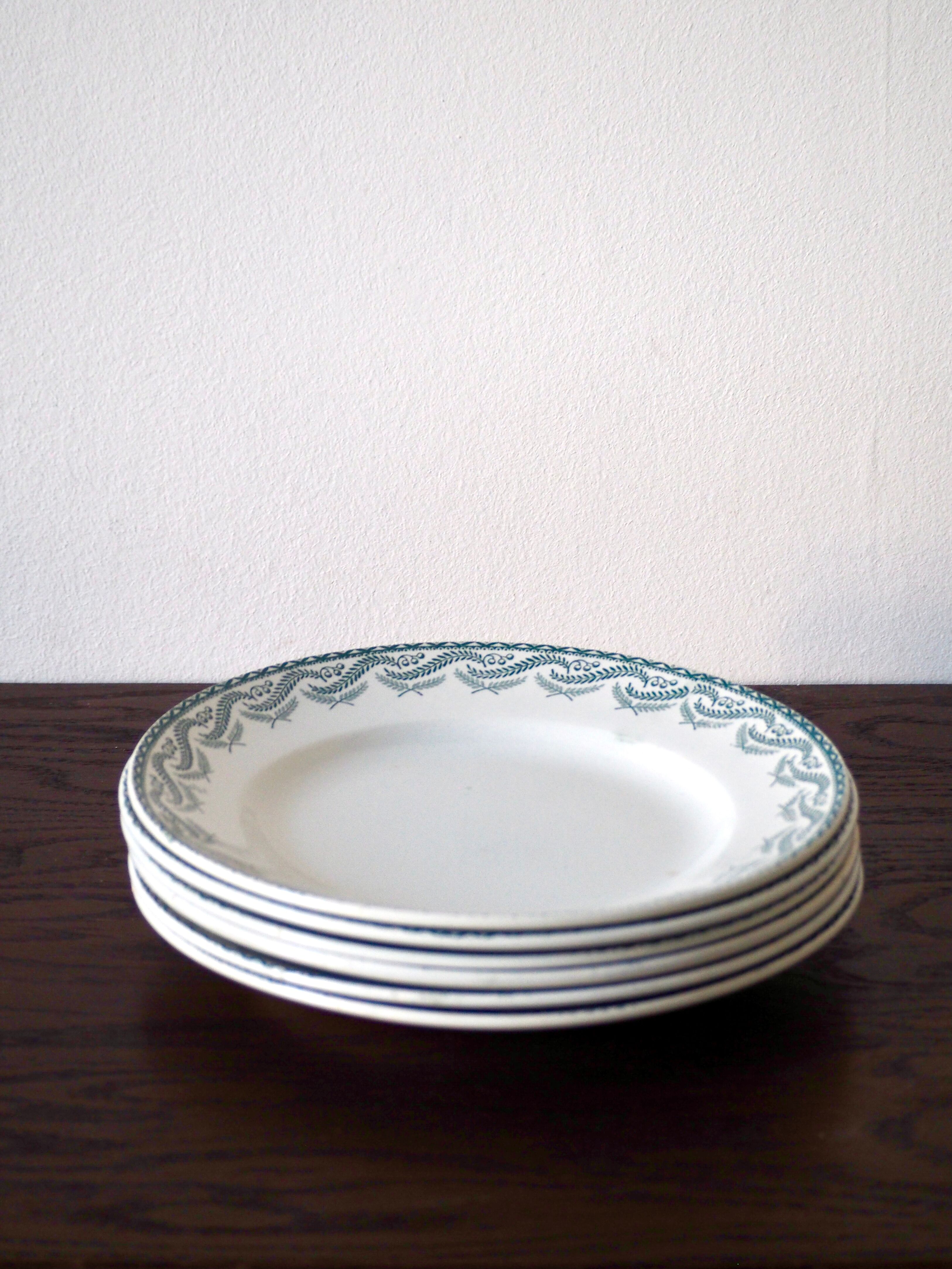 Set of 6 Terre de Fer plates, Réjane St Amand model
