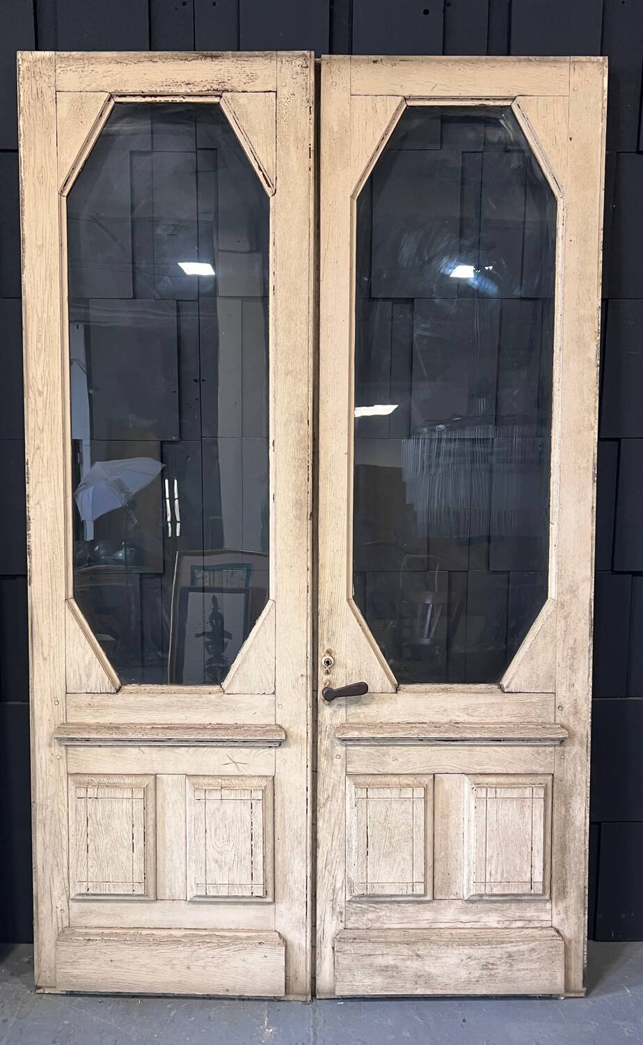 Porte vitrée Art Déco à double battant