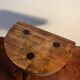 Tabouret tripode en bois