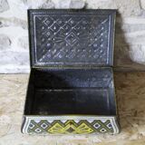 Old Victoria metal biscuit box