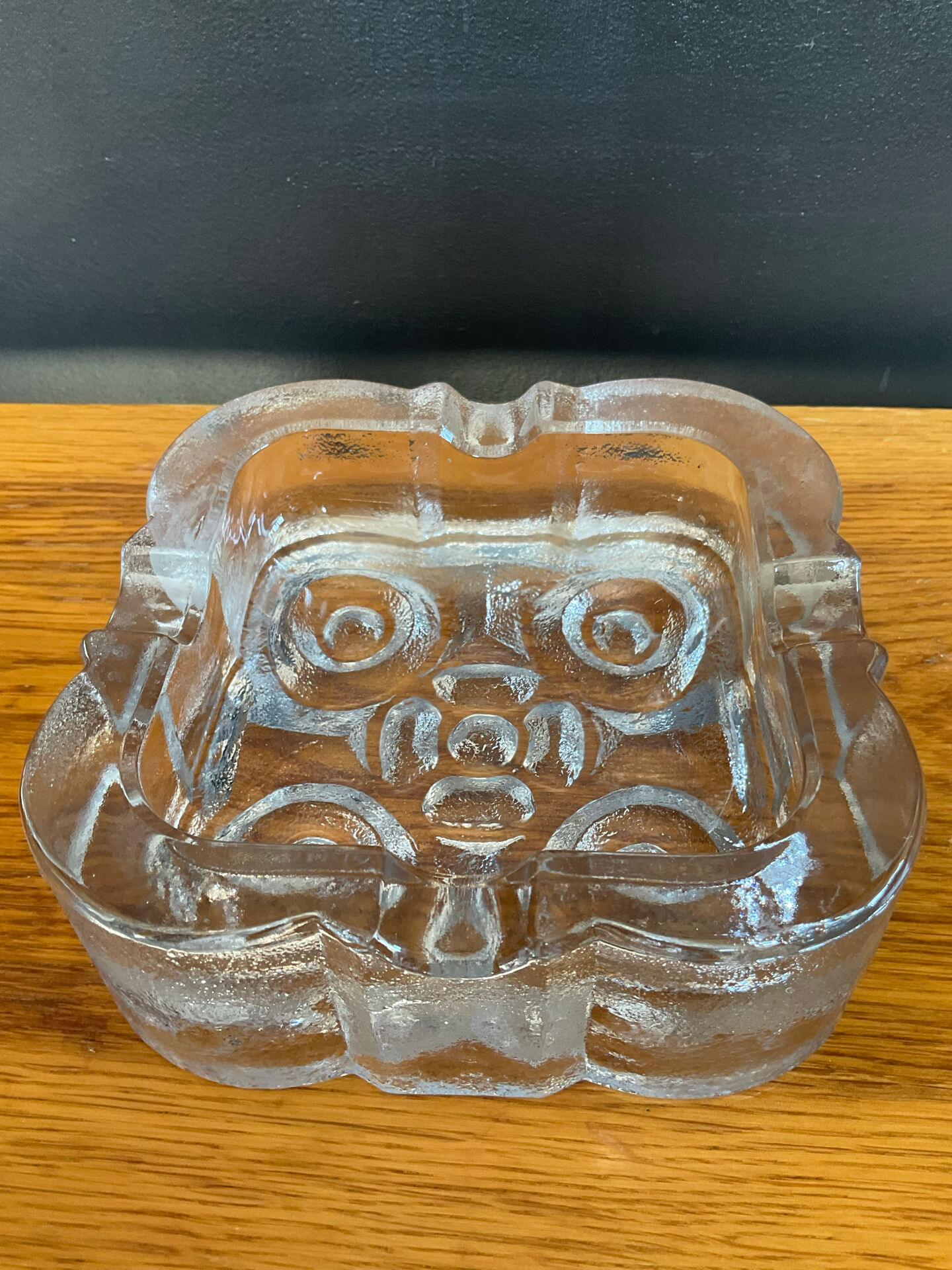 Vide poche vintage en verre moulé -pressé