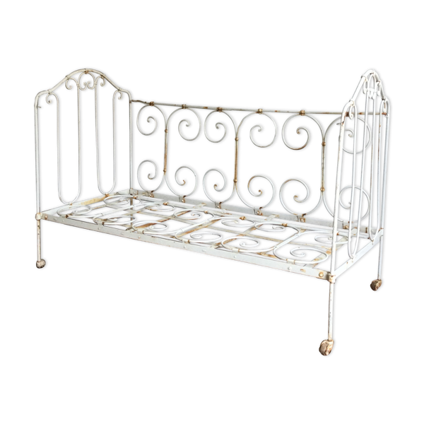 Lit De Bebe Ancien En Fer Forge Selency Lit De Bebe Ancien En Fer Forge Selency