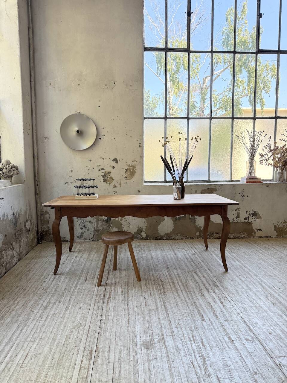 Table campagne provençale style Louis XV merisier